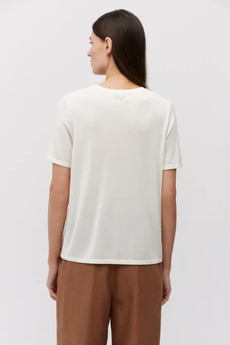 Biała bluzka z kaszmirem