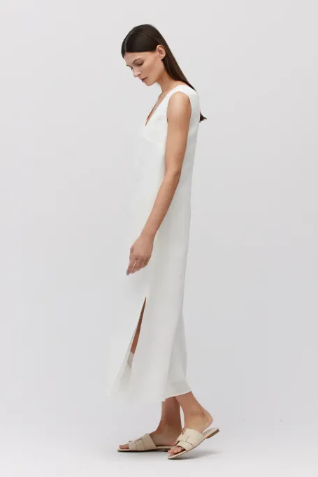 Biała długa sukienka z lnu Biała długa sukienka z lnu