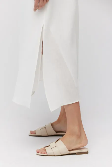 Biała długa sukienka z lnu Biała długa sukienka z lnu