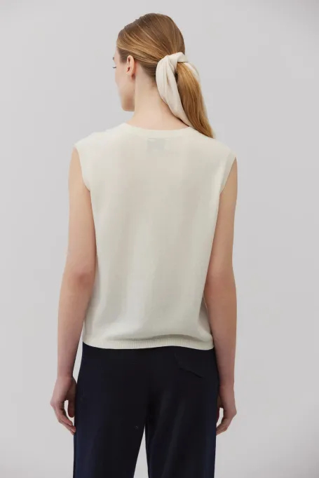 Biały top z kaszmirem