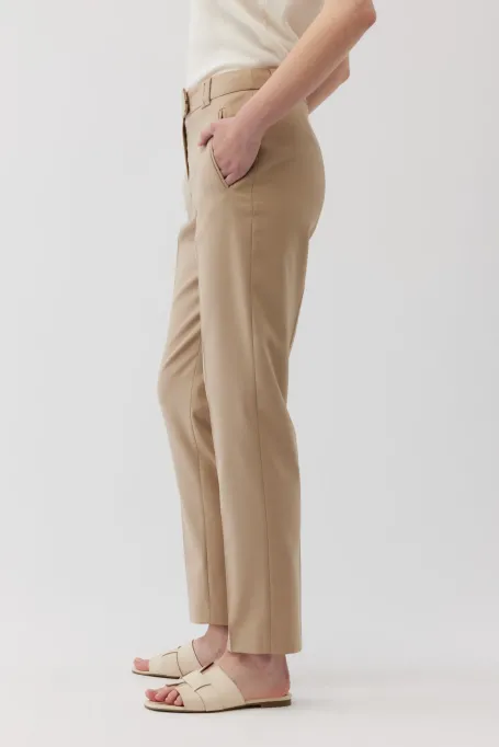 Beżowe spodnie z wełną dziewiczą