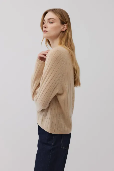 Beżowa bluzka z kaszmirem w prążek