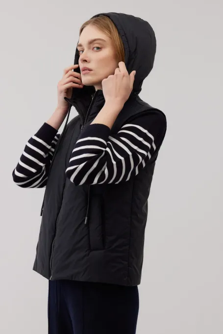 Czarna kamizelka puchowa z kapturem