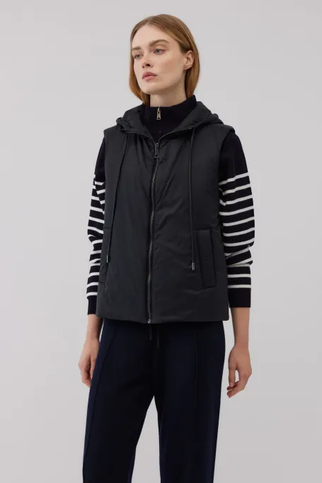 Czarna kamizelka puchowa z kapturem