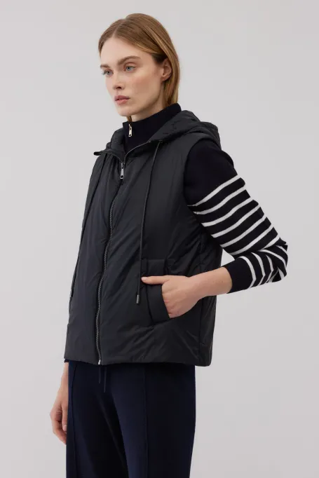 Czarna kamizelka puchowa z kapturem