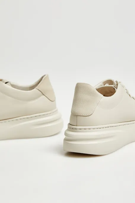 Sneakersy na platformie beż