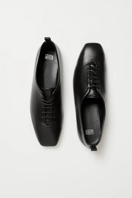 Miękkie sznurowane baleriny czarny