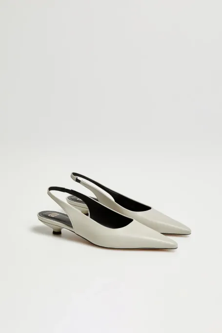 Jasnozielone skórzane buty slingback