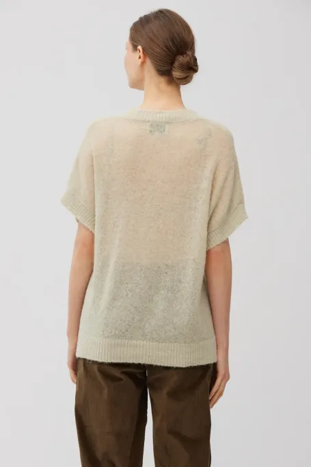 Jasnozielony sweter z wełną alpaki