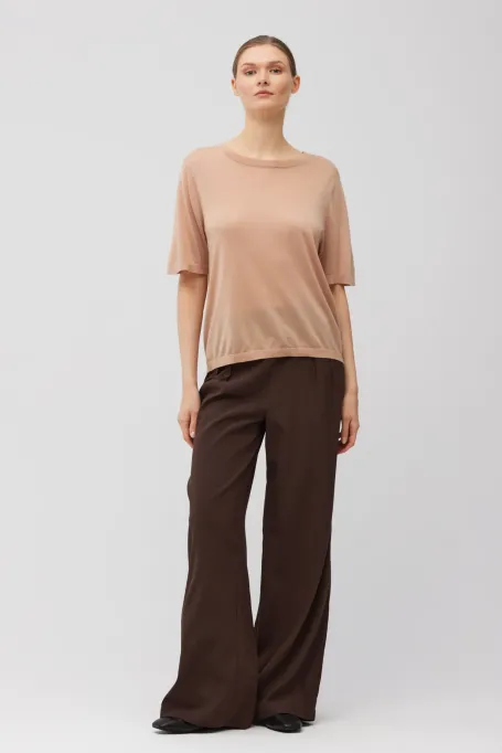 Pudrowo różowy t-shirt z kaszmirem i lyocellem