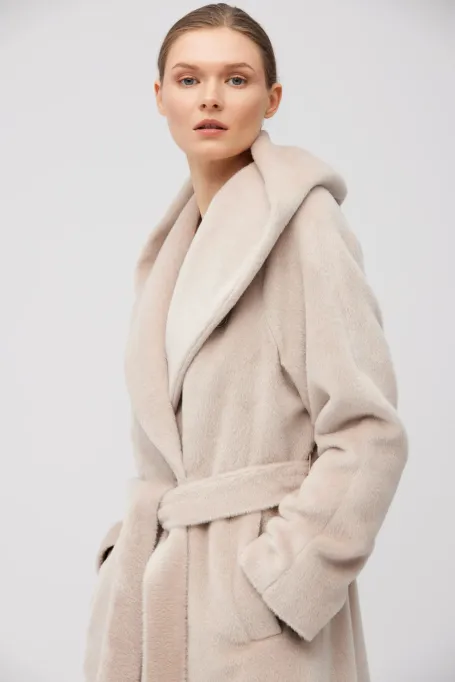 Płaszcz maxi z baby suri alpaki z kapturem beż