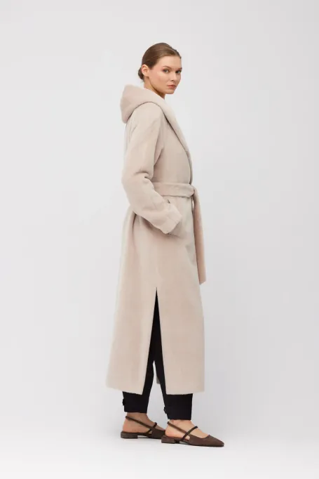 Płaszcz maxi z baby suri alpaki z kapturem beż