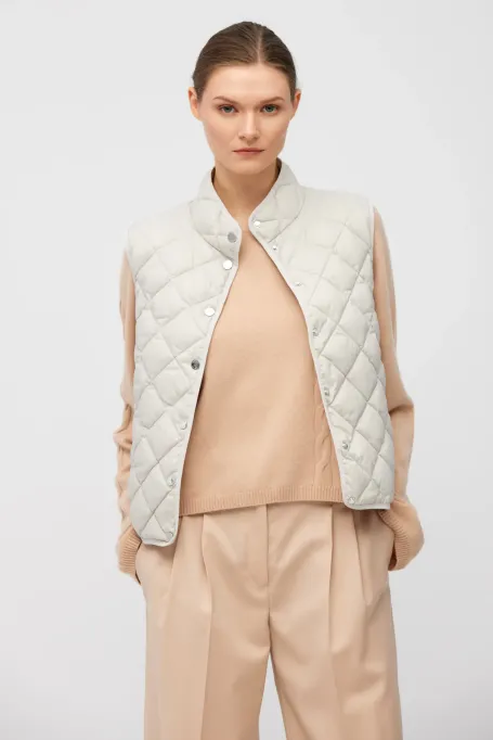 Krótka beżowa kamizelka puchowa