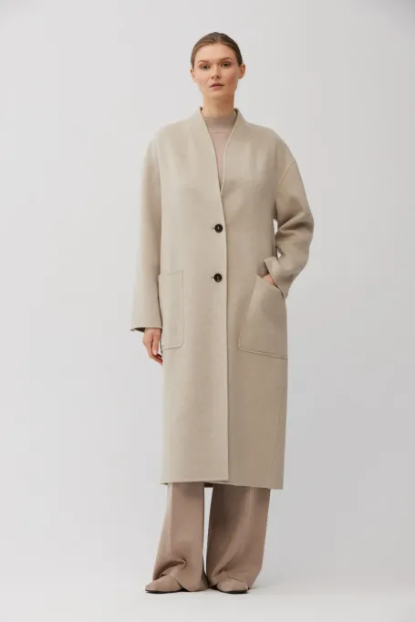 Beżowy płaszcz z wełny i jedwabiu doubleface