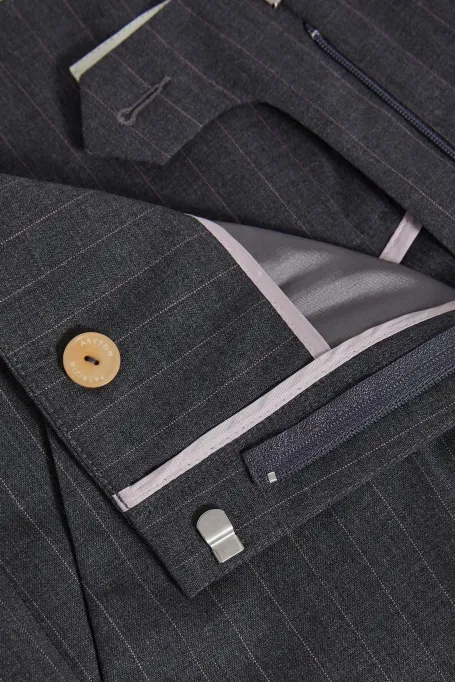 Szare wełniane spodnie w paski do garnituru