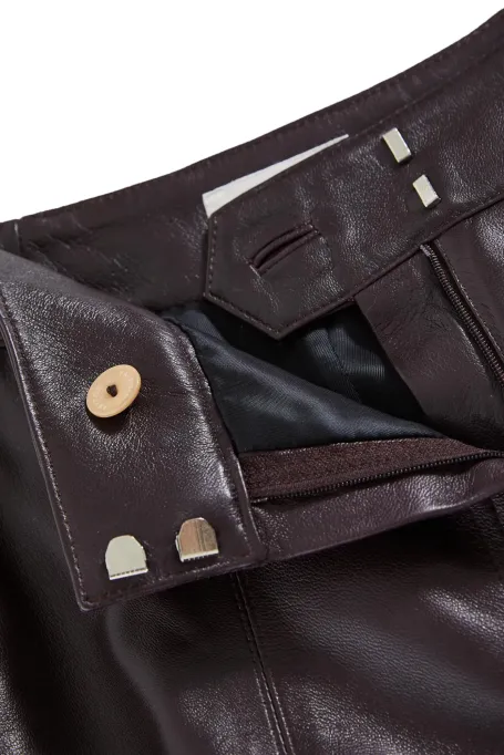 Skórzane spodnie z kieszeniami 