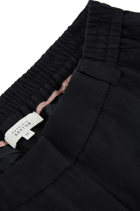 Czarne spodnie z wełną i lnem