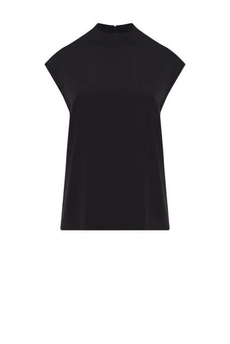 Czarna jedwabna bluzka z krótkim rękawem