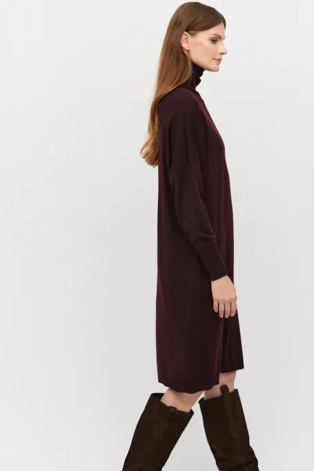 Sukienka z golfem z wełny merynosowej czerwony