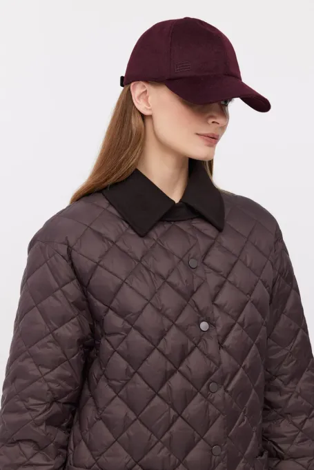 Pikowana kurka puchowa z kołnierzykiem brązowy