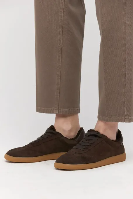 Zamszowe sneakersy z futerkiem damskie - Patrizia Aryton