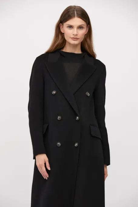 Czarny płaszcz z kaszmirem doubleface