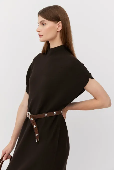 Brązowa sukienka z wełny