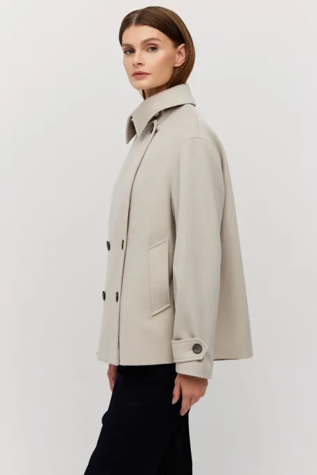 Beżowa dwurzędowa kurtka z wełny Beżowa dwurzędowa kurtka z wełny