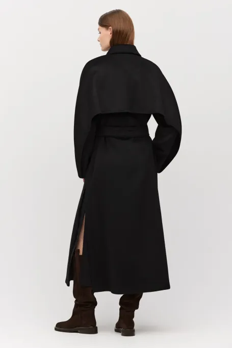 Czarny płaszcz z paskiem z domieszką jedwabiu i kaszmiru