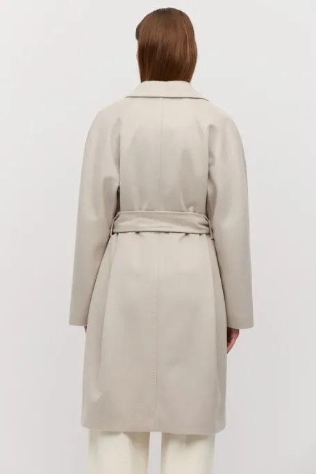 Wełniany płaszcz z paskiem beż