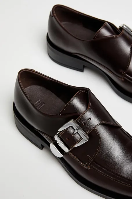 Skórzane monki z klamrą brązowy