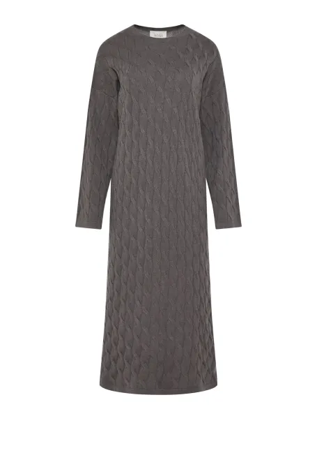 Sukienka o warkoczowym splocie z wełny merynosowej i kaszmiru brązowy