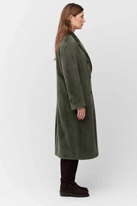 Dwurzędowy płaszcz z baby suri alpaką zielony