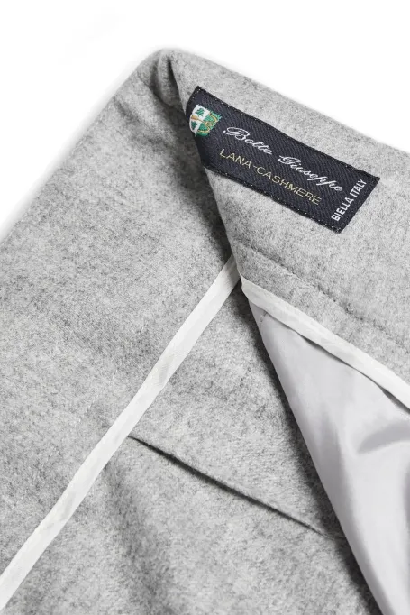 Szare spodnie do garnituru z kaszmirem