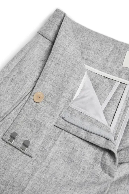 Szare spodnie do garnituru z kaszmirem