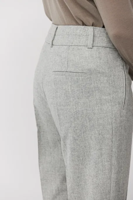 Szare spodnie do garnituru z kaszmirem