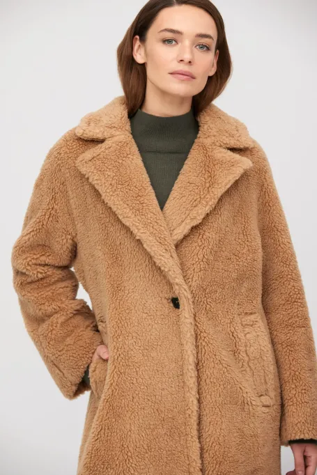 Camelowy płaszcz teddy bear z wełną wielbłądzią i jedwabiem