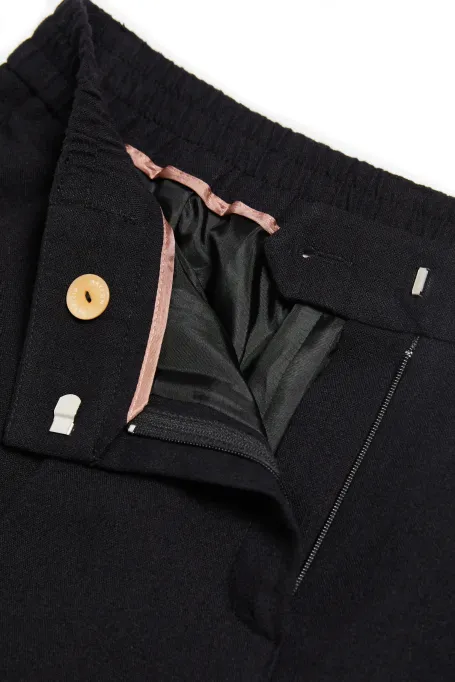 Czarne spodnie ze zwężaną nogawką z wełną i lnem damskie - Patrizia Aryton