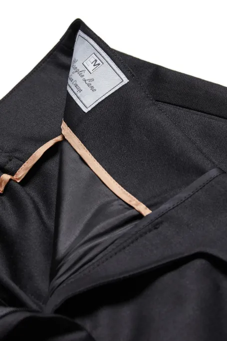 Czarne spodnie kuloty z wełną damskie - Patrizia Aryton