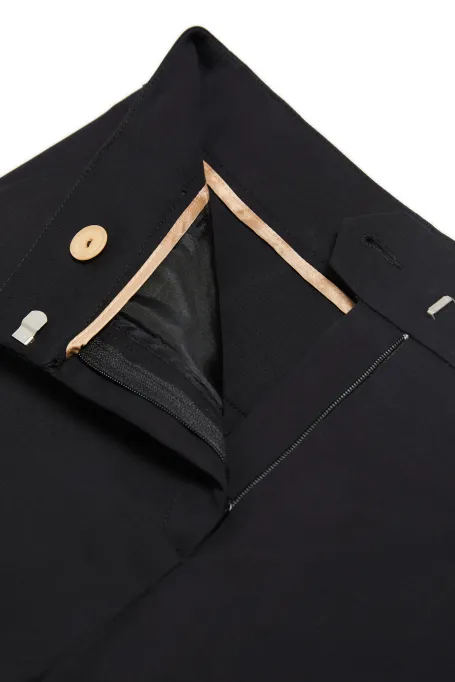 Czarne wełniane spodnie z szeroką nogawką damskie - Patrizia Aryton