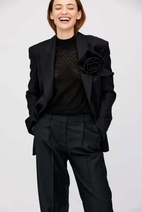 Wełniany żakiet z szerokimi ramionami do garnituru czarny