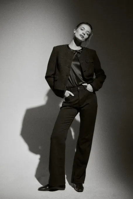 Czarne jeansy z prostą nogawką damskie - Patrizia Aryton