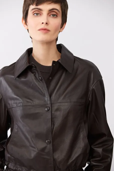 Krótka brązowa kurtka skórzana damska - Patrizia Aryton