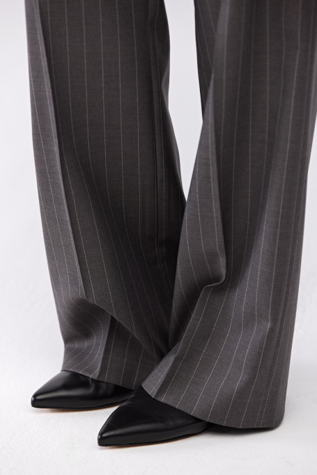 Szerokie szare spodnie w paski do garnituru damskie - Patrizia Aryton