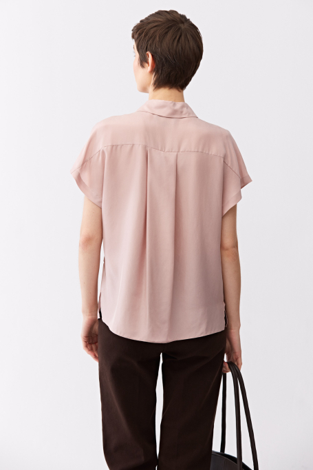 Różowa bluzka koszulowa z jedwabiu