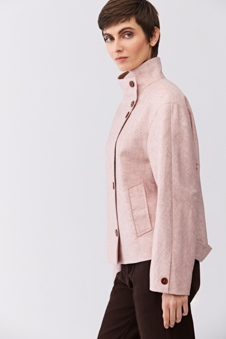 Krótka różowa kurtka ze stójką Krótka różowa kurtka ze stójką