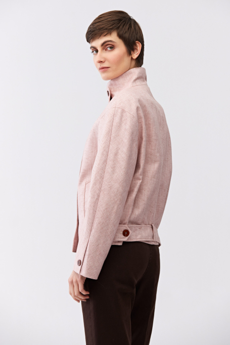 Krótka różowa kurtka ze stójką Krótka różowa kurtka ze stójką