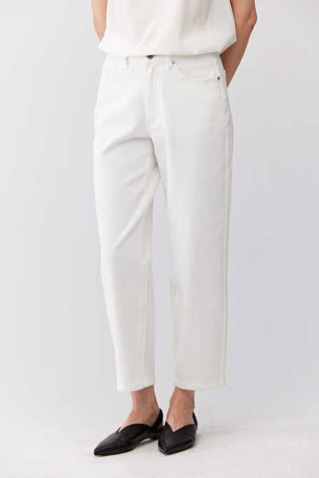 Białe jeansy barrel z wysokim stanem