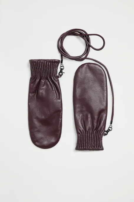 Brązowe rękawiczki z jednym palcem