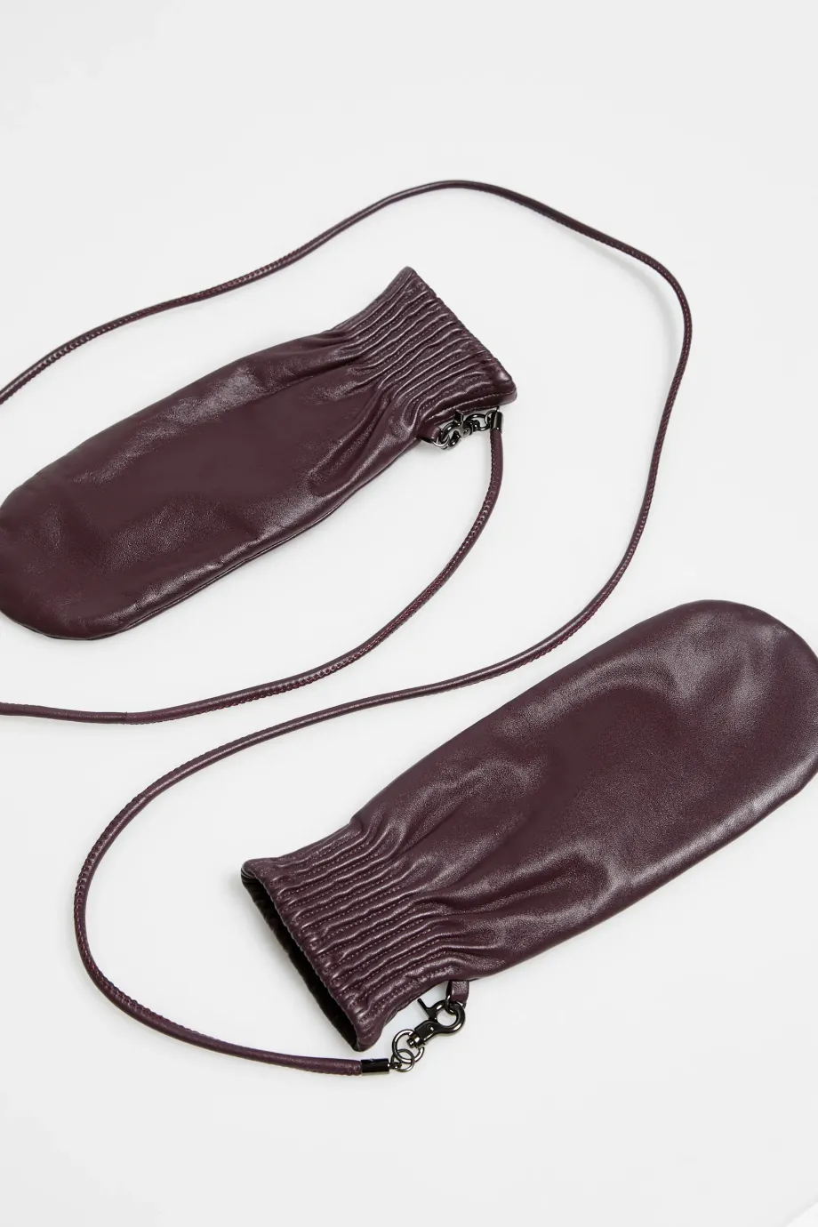 Brązowe rękawiczki z jednym palcem Brązowe rękawiczki z jednym palcem